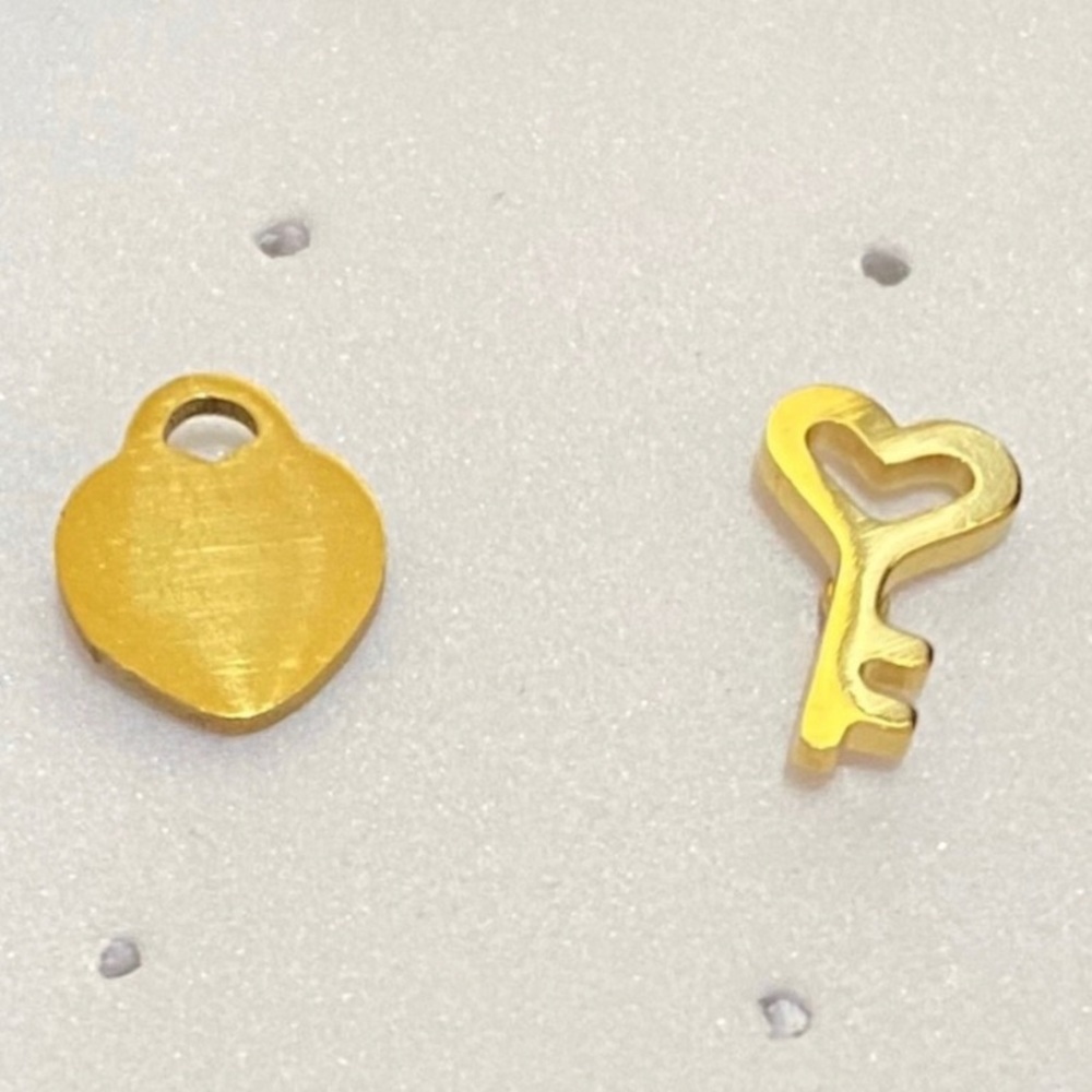 Happy Heart | Lock and Key Stainless Steel Stud Earrings Accessories Jewelry - Picture 4 of 5